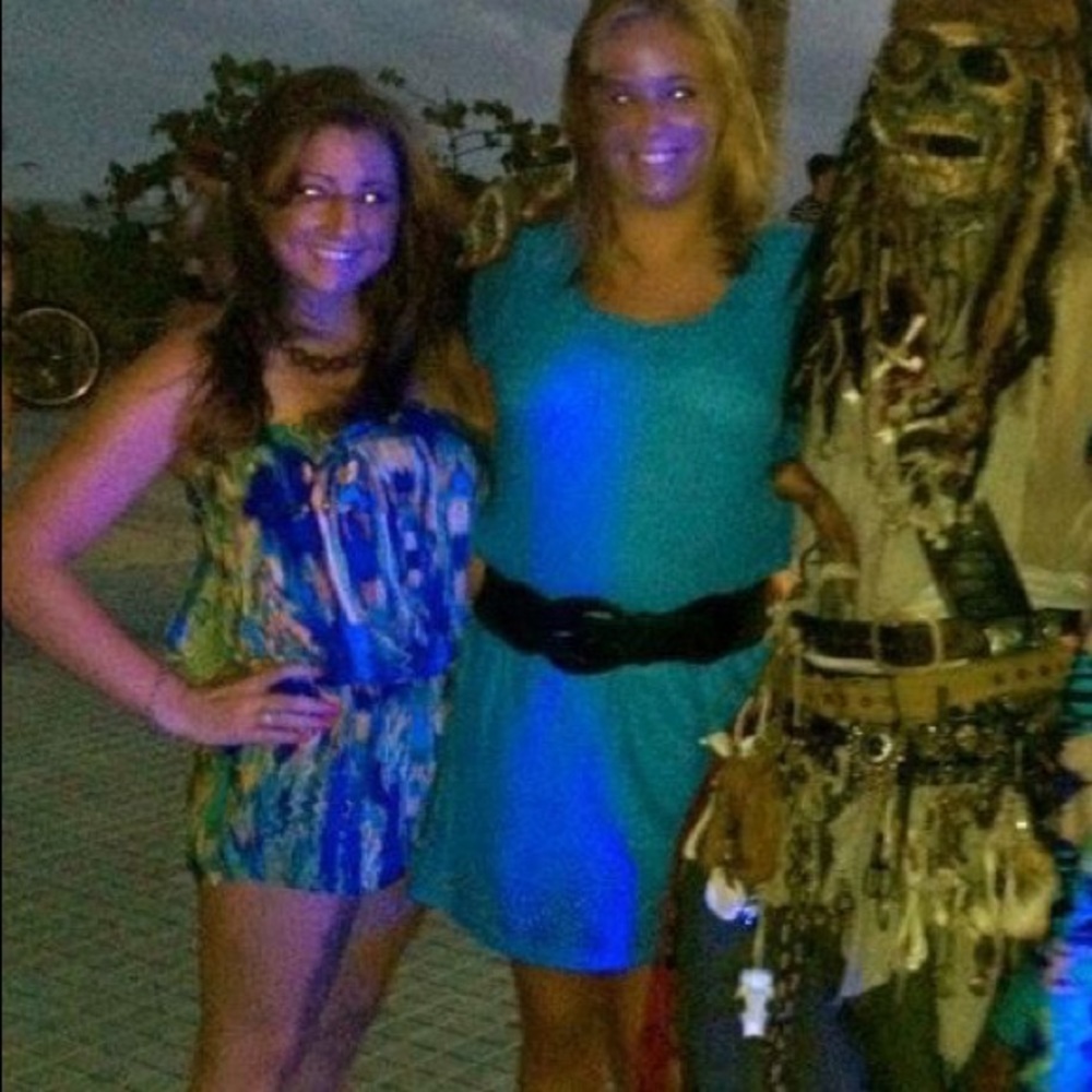 FLOWY ROMPER - Picture 2 of 2